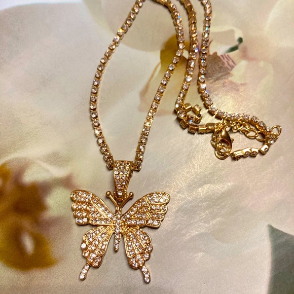 Hip Hop Gold Tone Rhinestone Butterfly Necklace - Picture 3 of 4